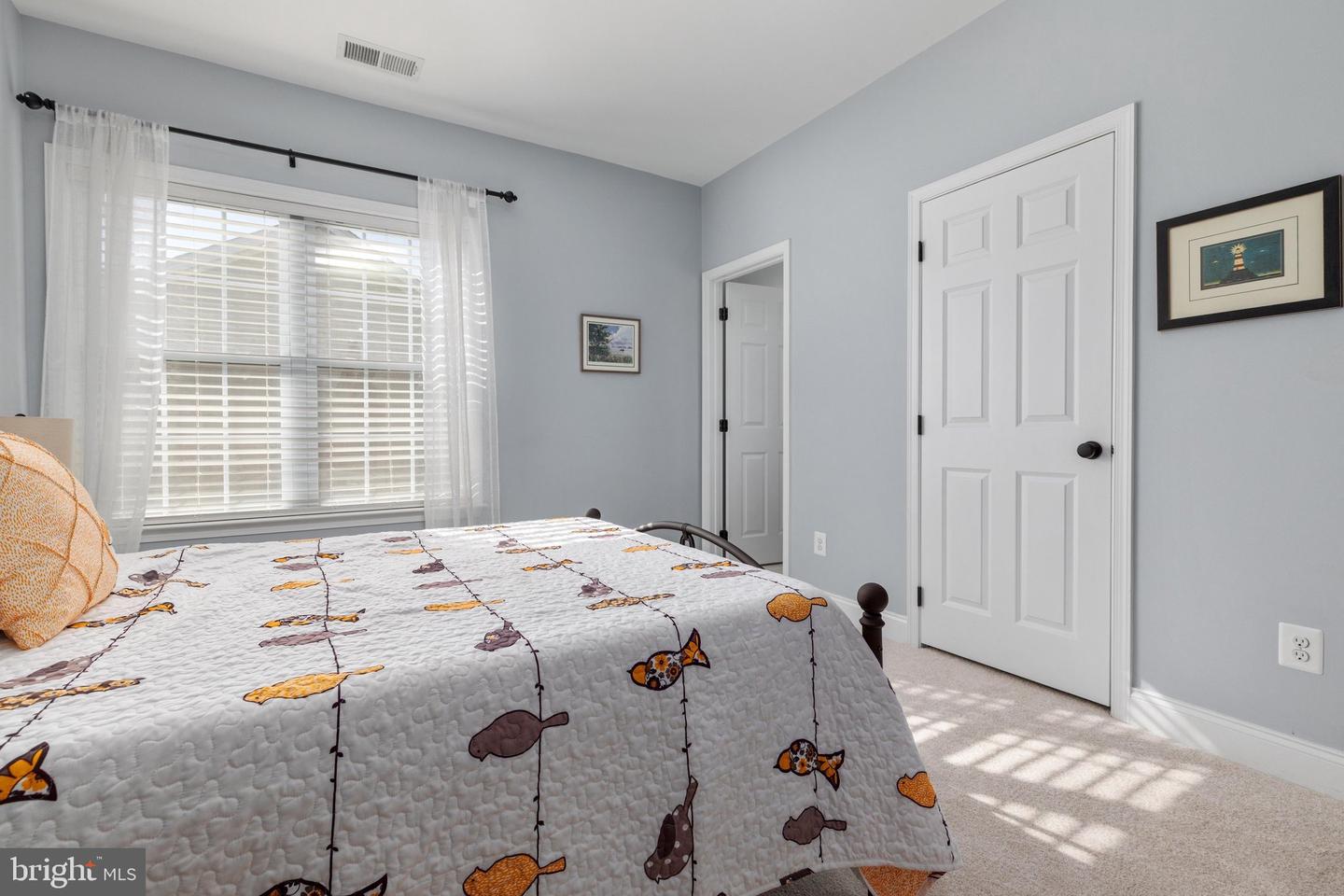 5813 Waterloo Bridge Cir Property Photo 29