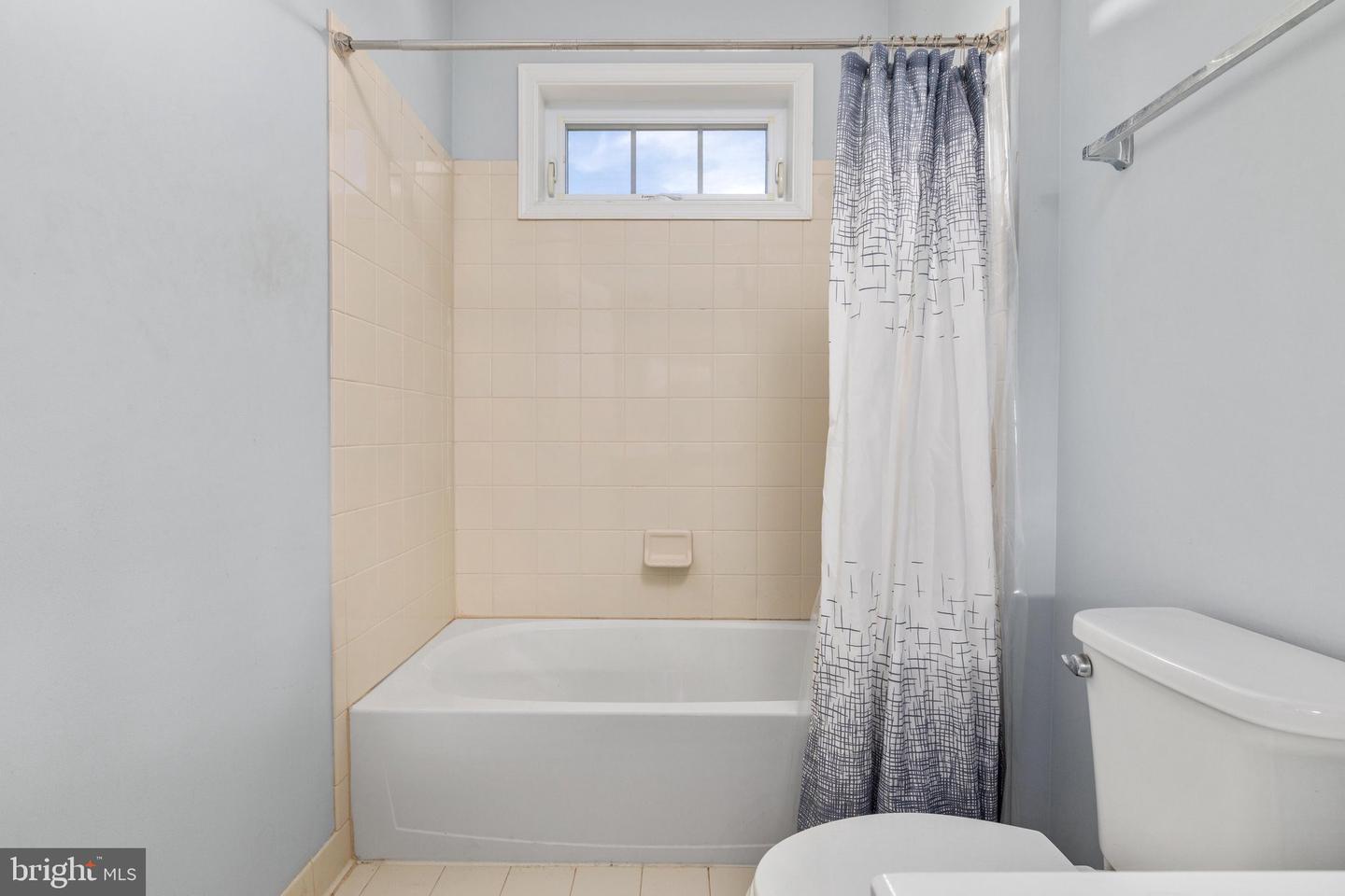 5813 Waterloo Bridge Cir Property Photo 34