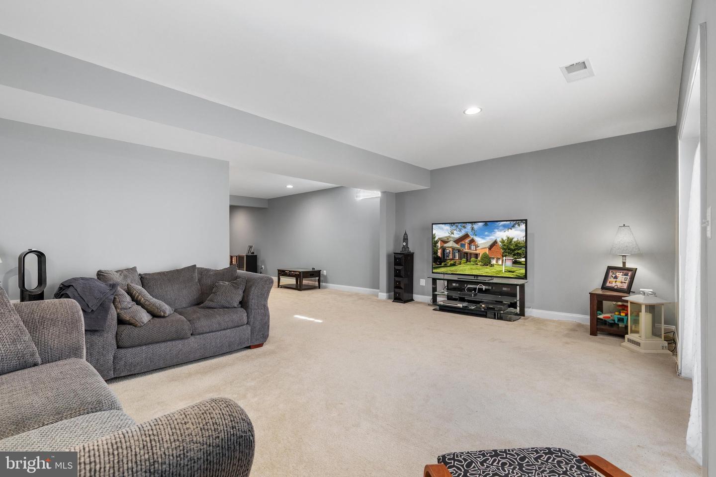 5813 Waterloo Bridge Cir Property Photo 40