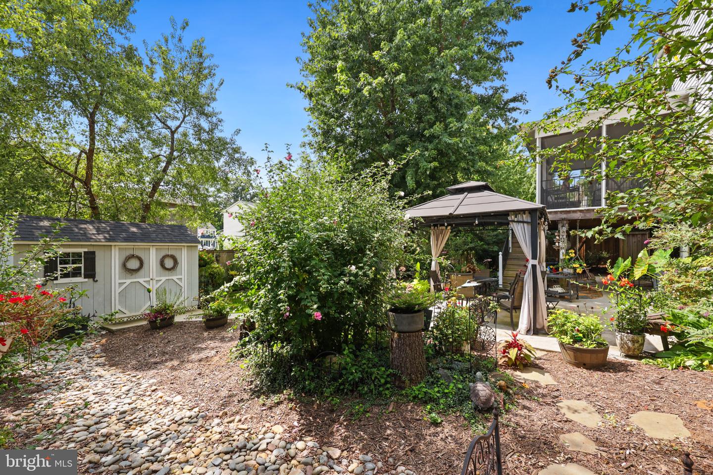 5570 Saint Charles Dr Property Photo 47