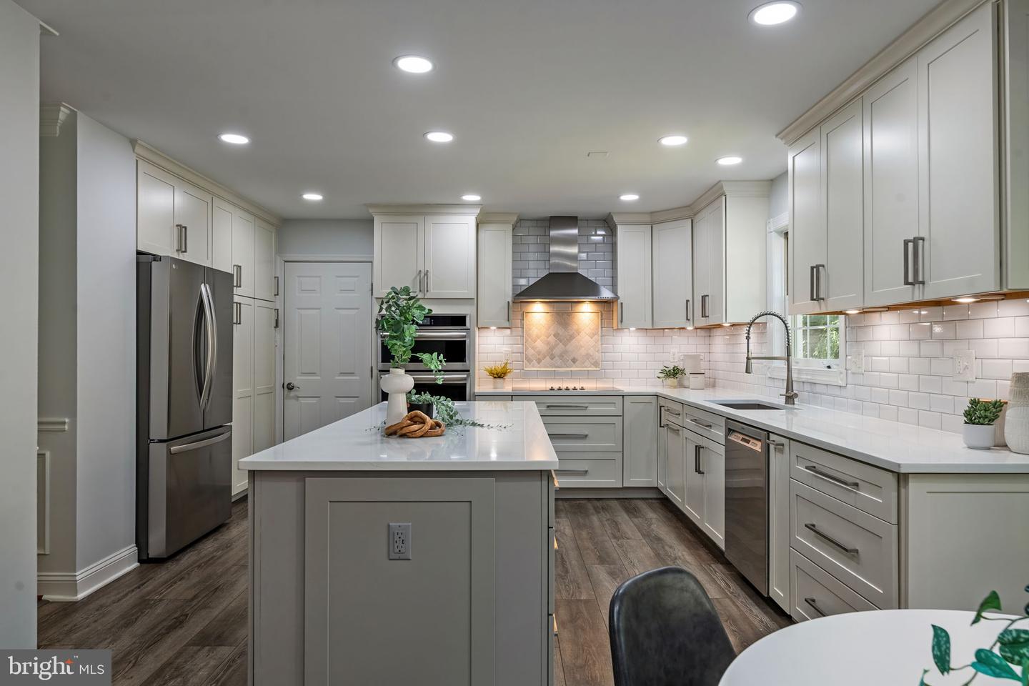 13106 Pershing Dr Property Photo 20