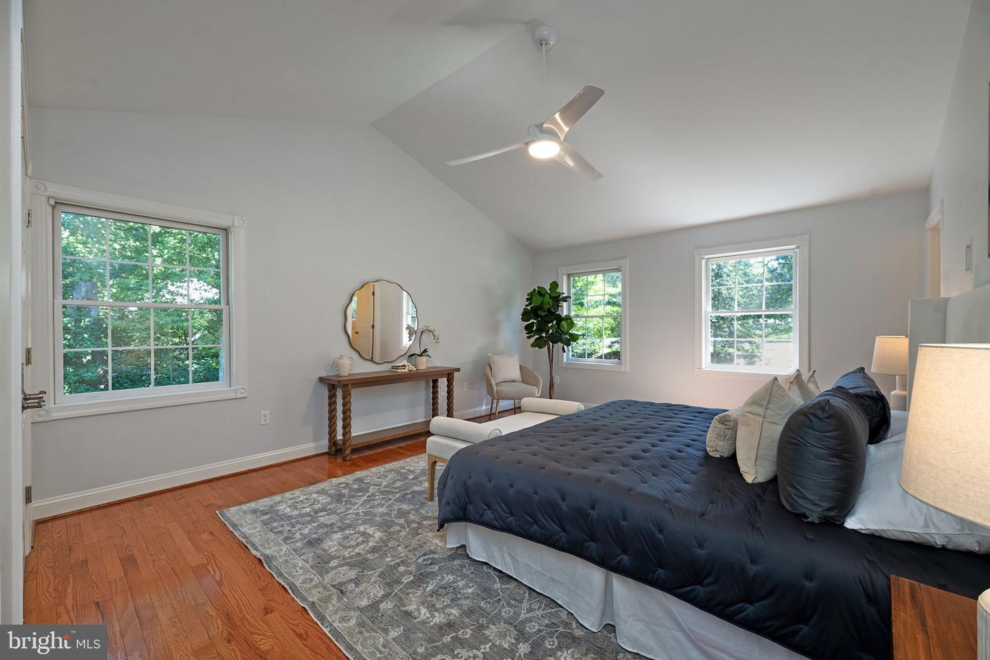 13106 Pershing Dr Property Photo 29