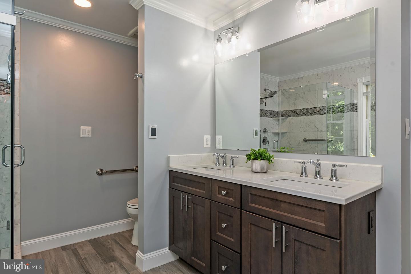 13106 Pershing Dr Property Photo 32