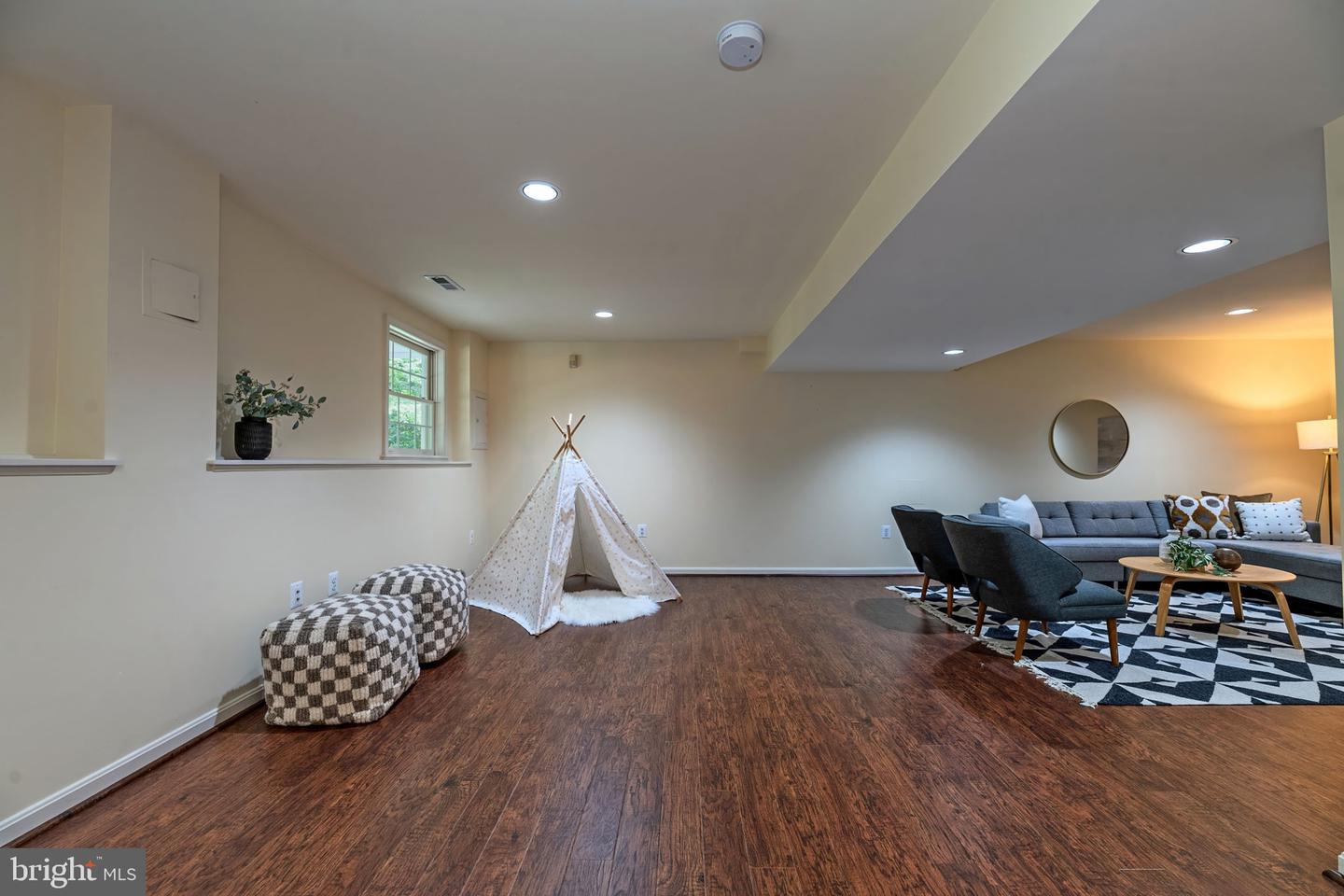 13106 Pershing Dr Property Photo 47