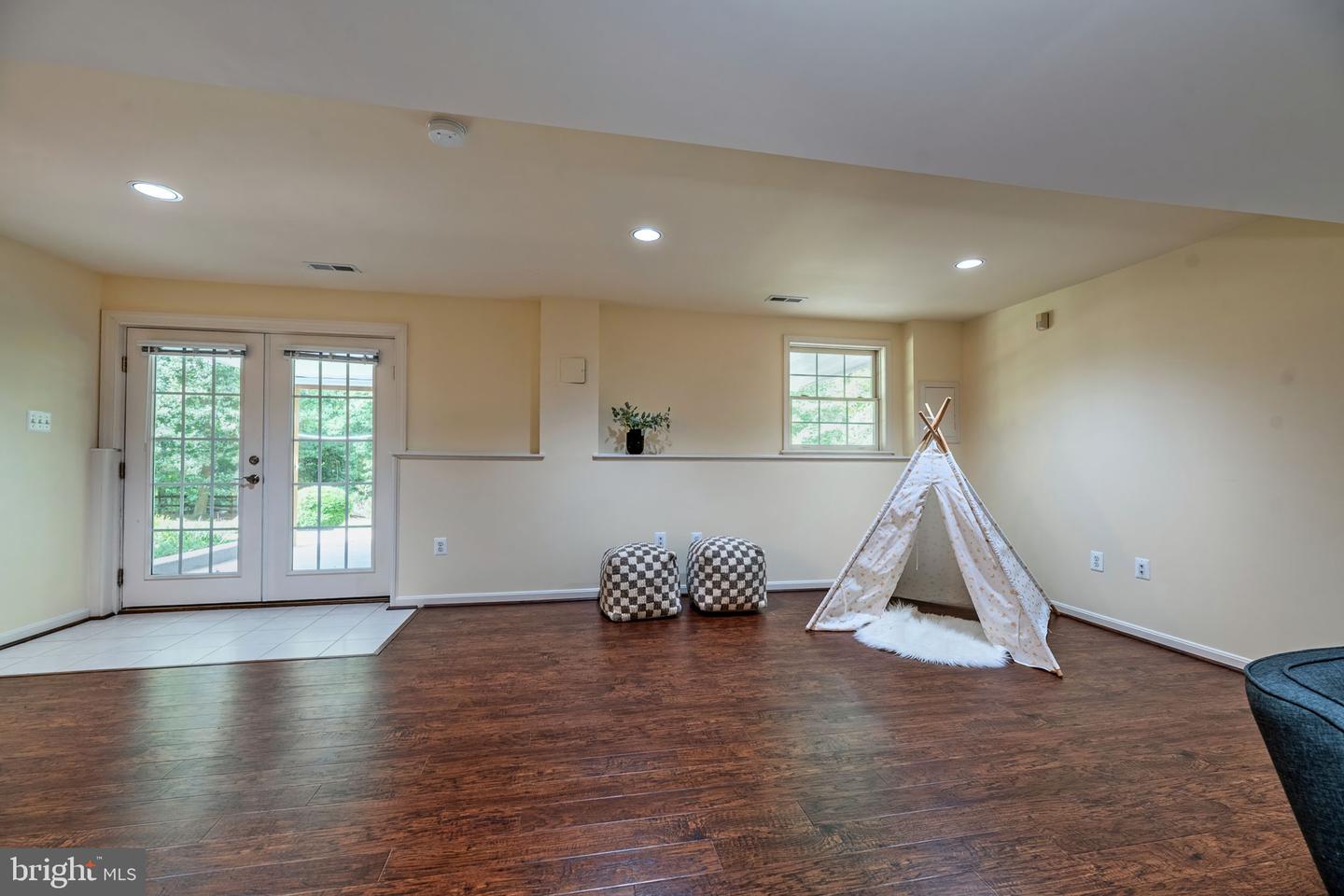 13106 Pershing Dr Property Photo 48