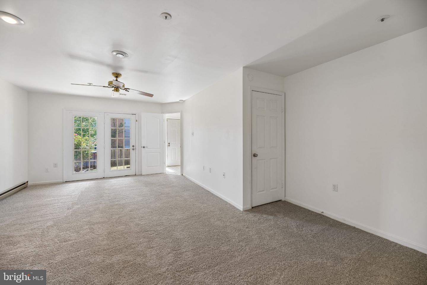11128 Stagestone Way Property Photo 14