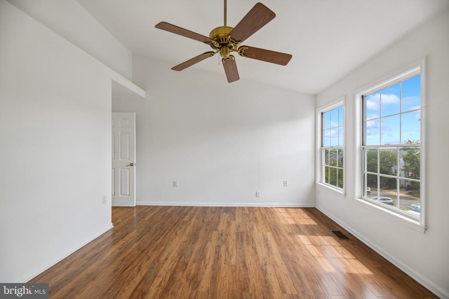 11128 Stagestone Way Property Photo 28