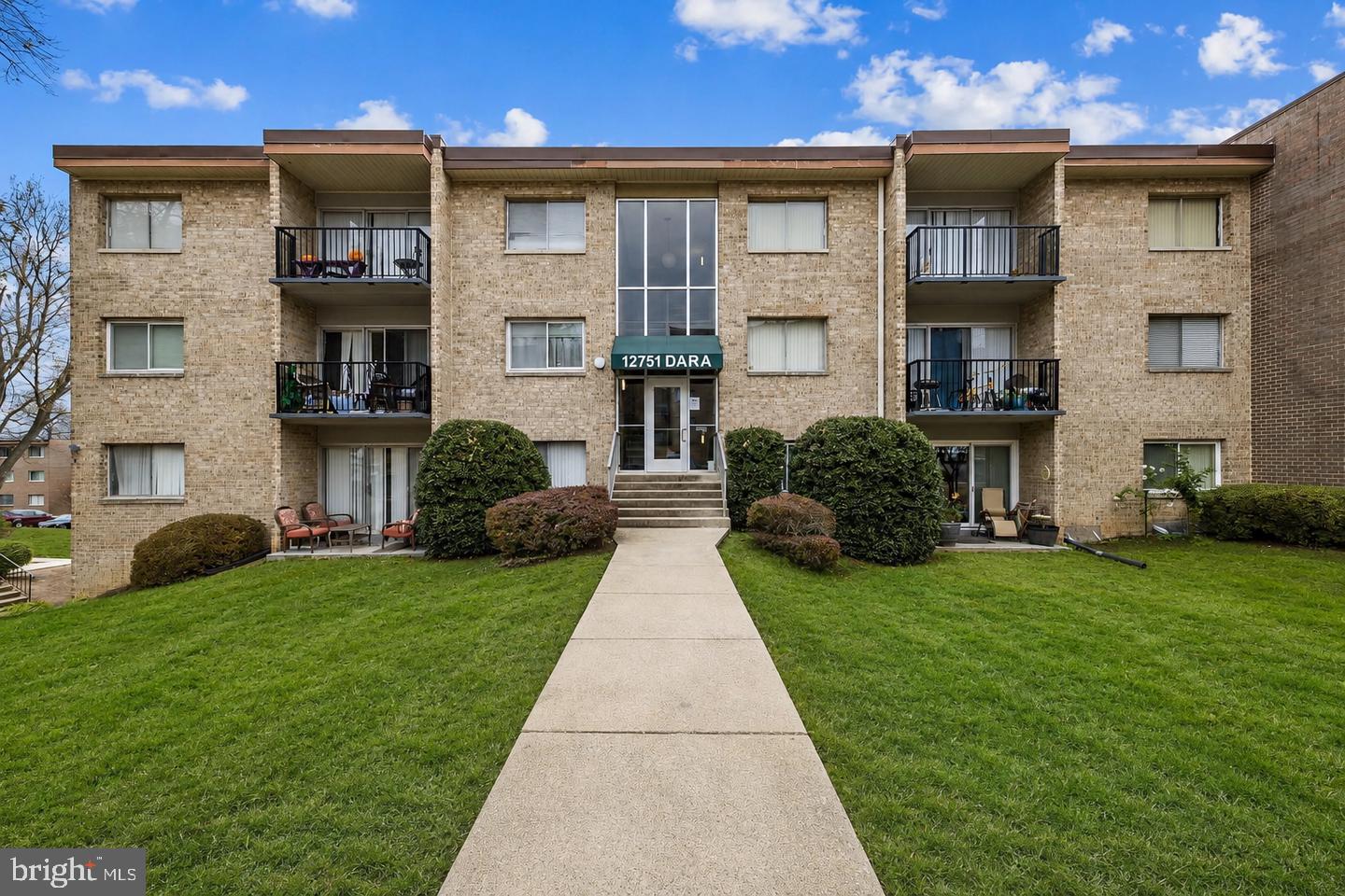 12751 DARA DR #102 Property Photo 1