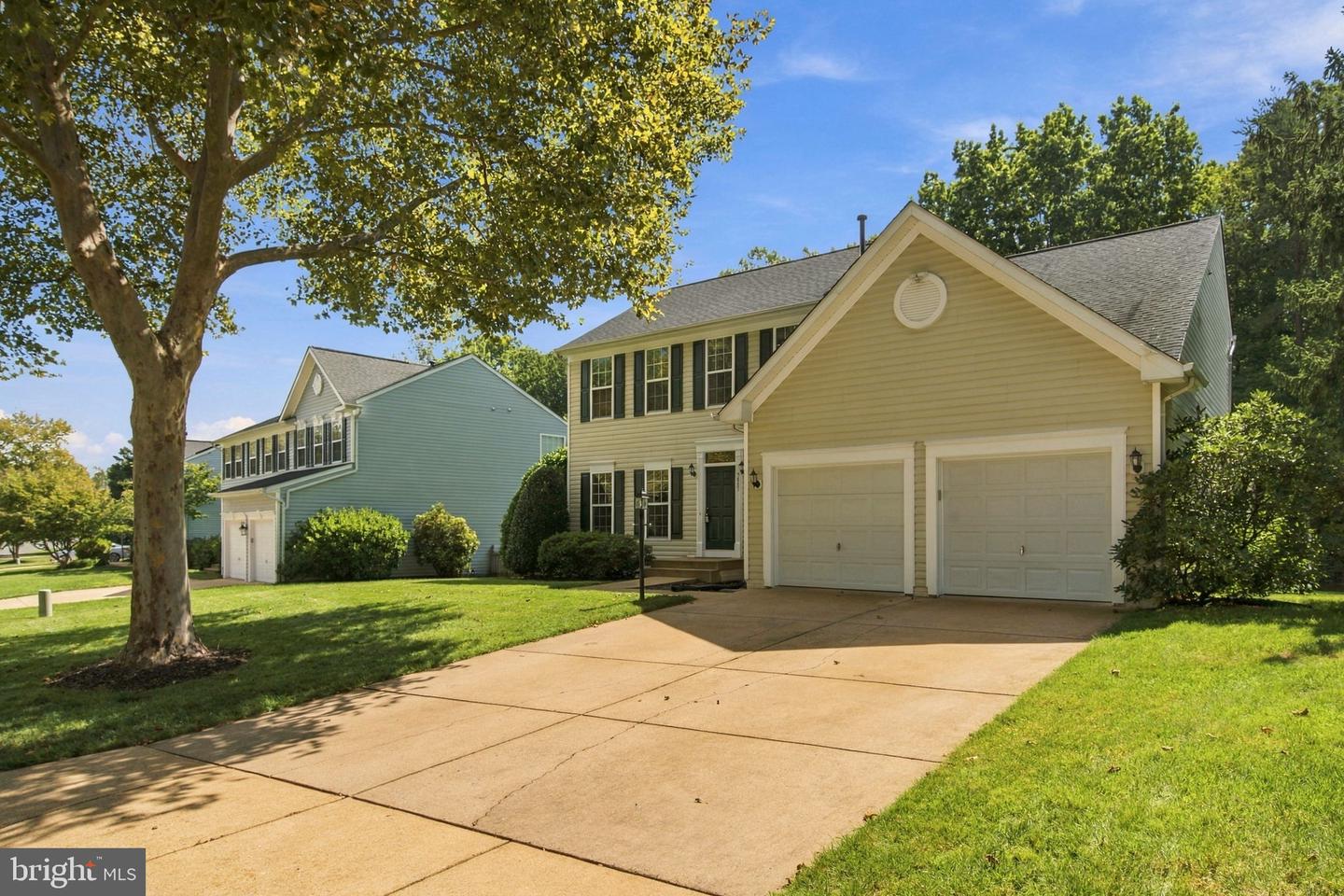 5885 Fincastle Dr Property Photo 4