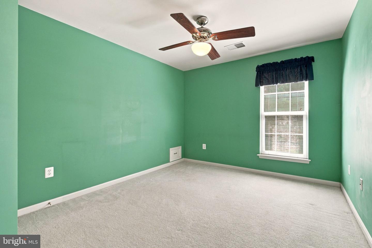 5885 Fincastle Dr Property Photo 32