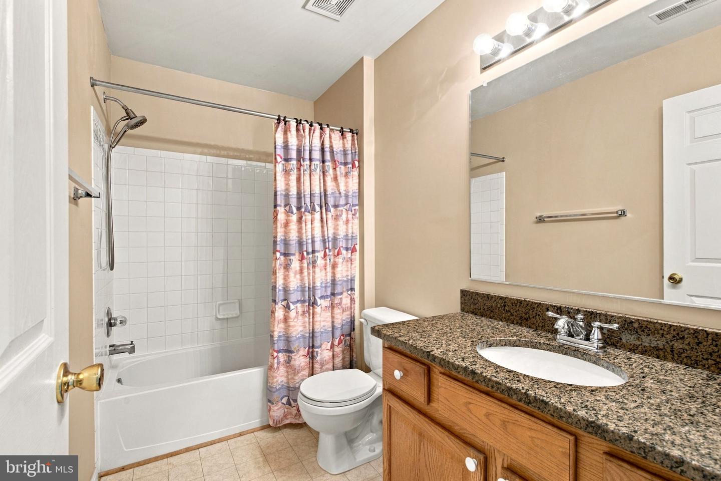 5885 Fincastle Dr Property Photo 38