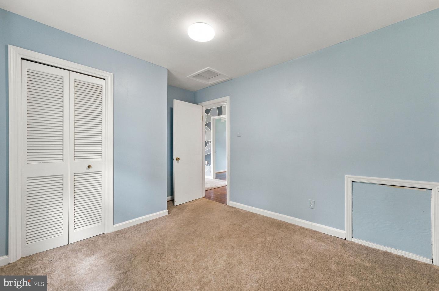 8928 June St Property Photo 10
