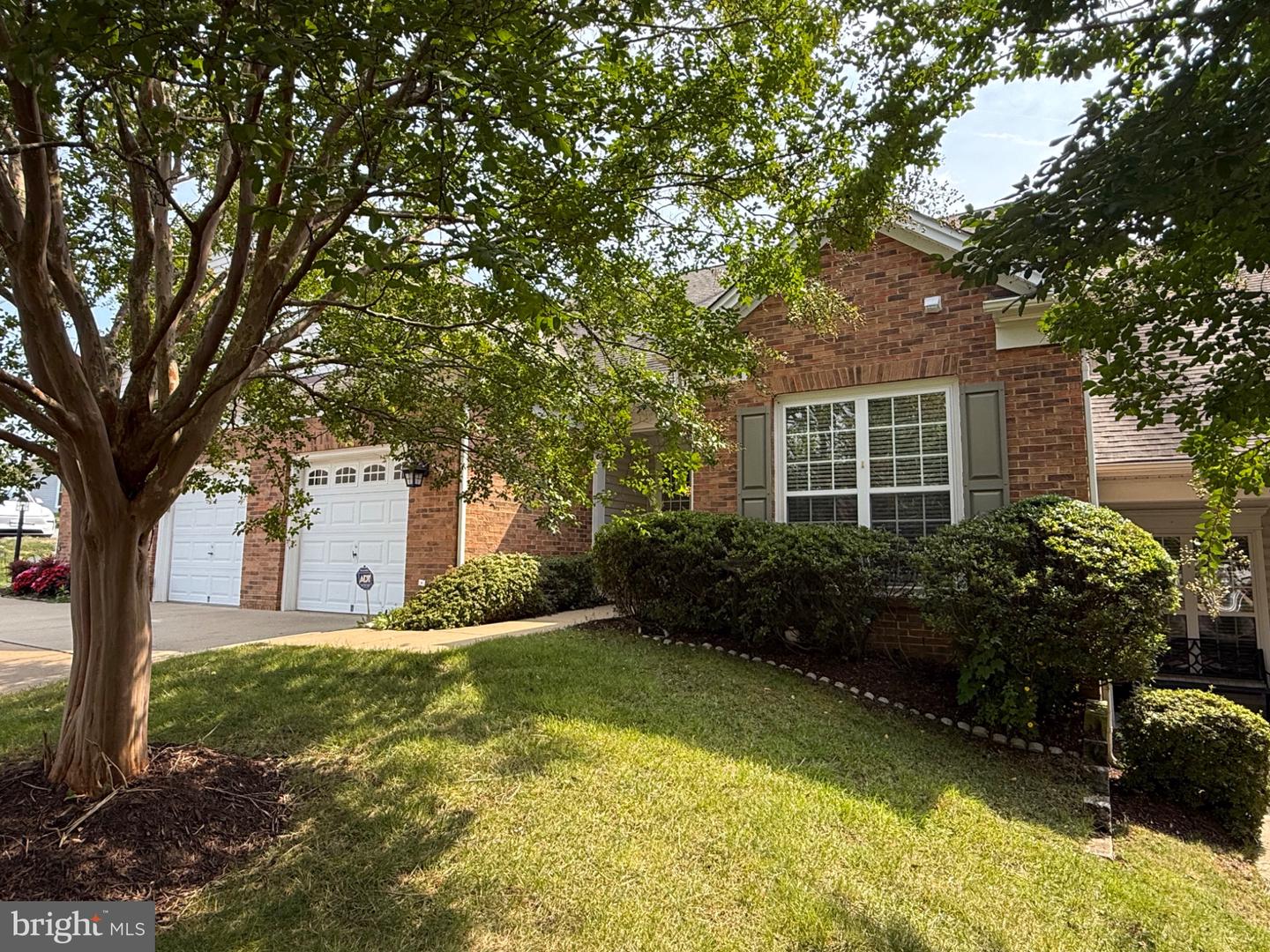12246 Seaford Ct Property Photo 1