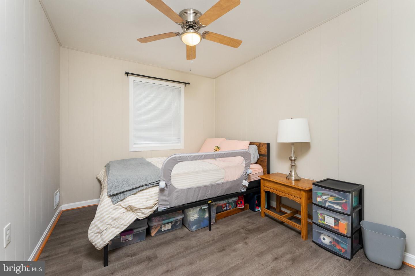 10059 Irongate Way Property Photo 8