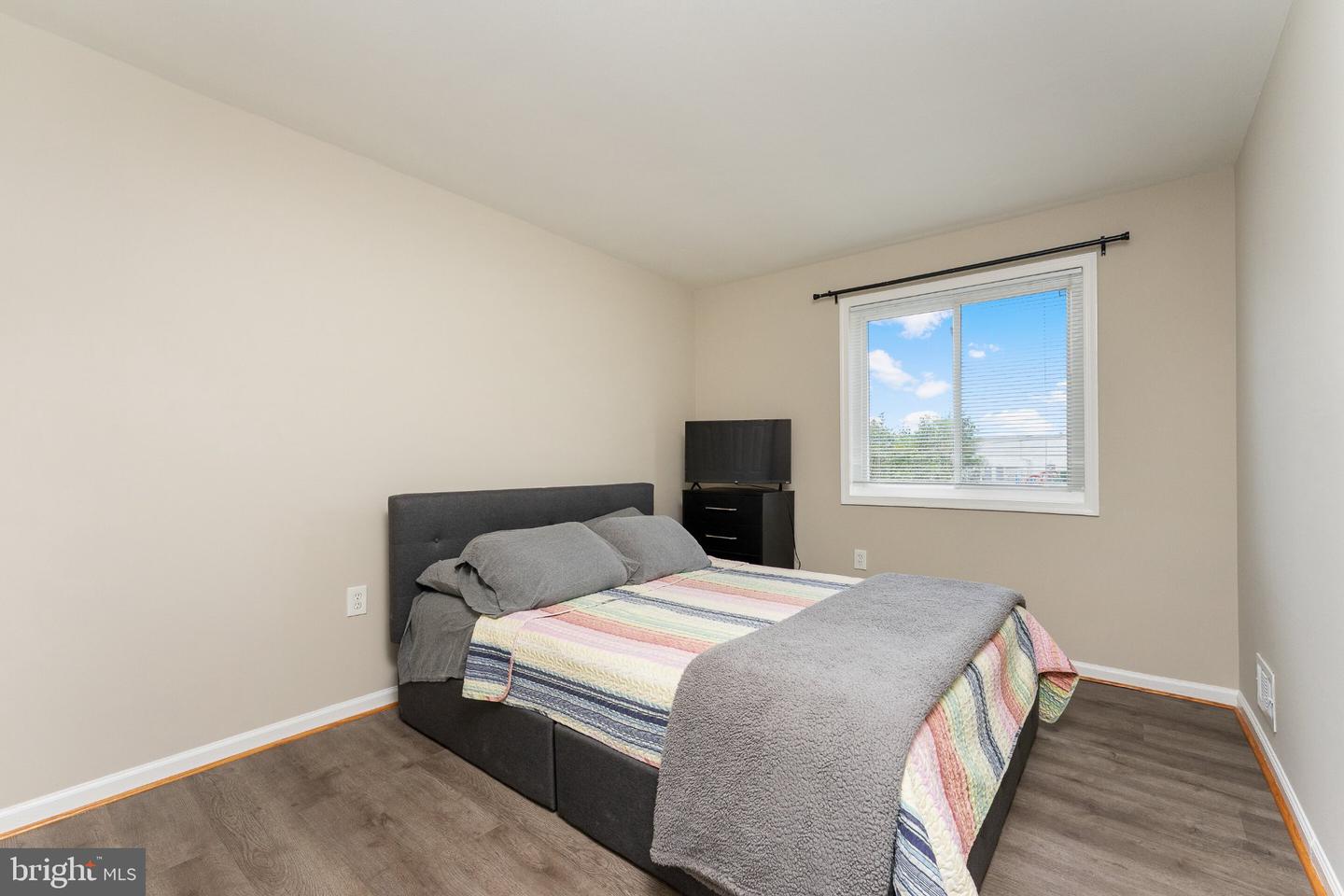 10059 Irongate Way Property Photo 10