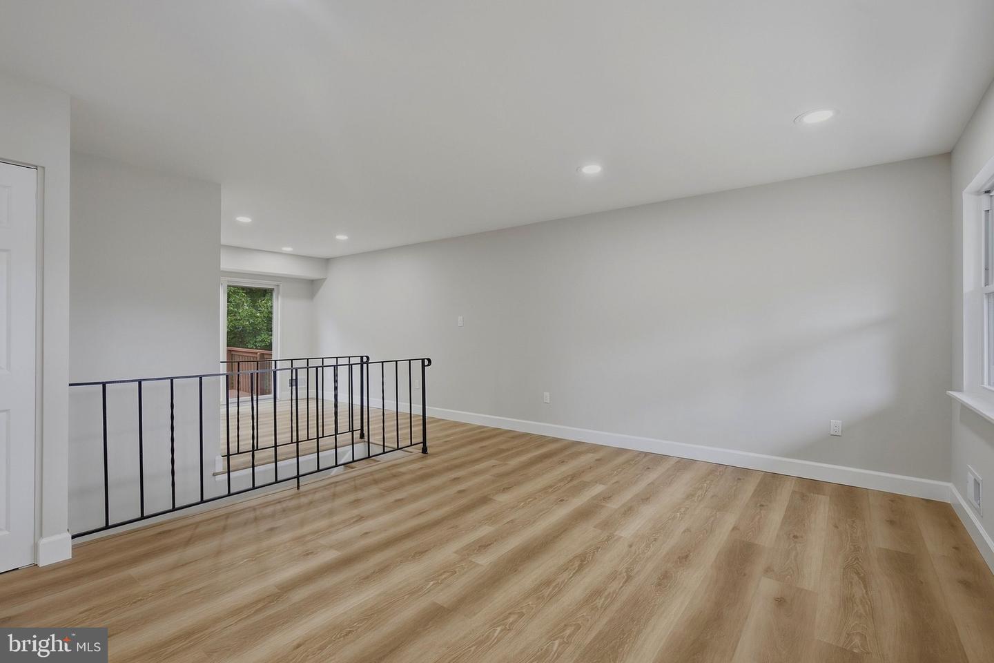 12615 Valleywood Dr Property Photo 4