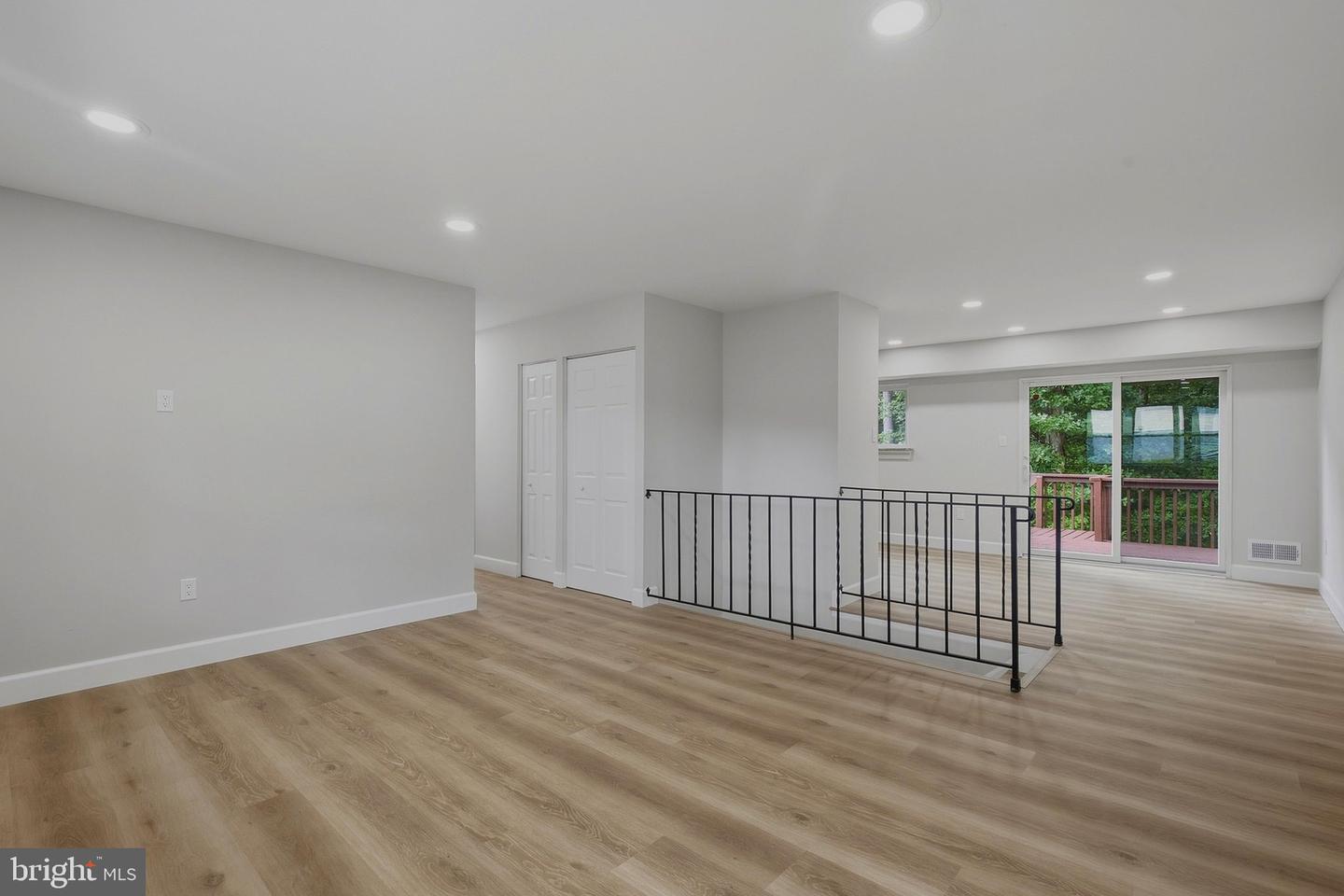 12615 Valleywood Dr Property Photo 5