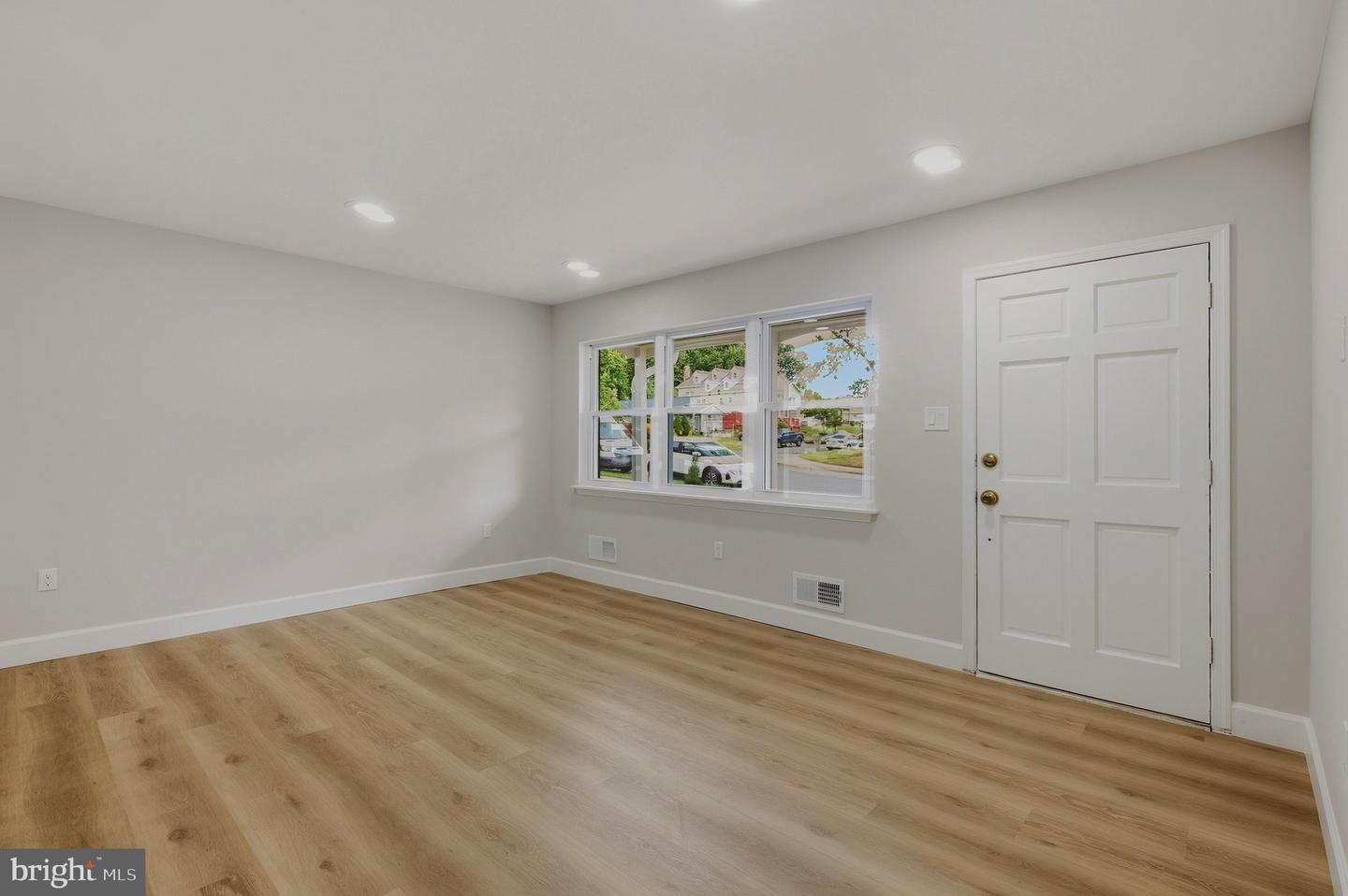 12615 Valleywood Dr Property Photo 7