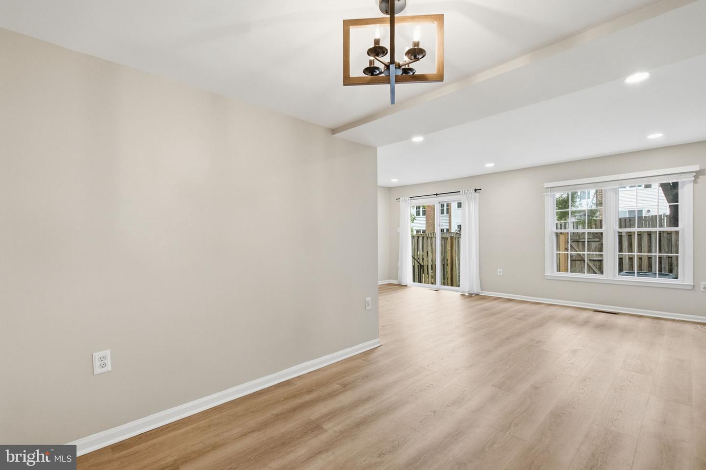 12120 Stoneford Dr Property Photo 16