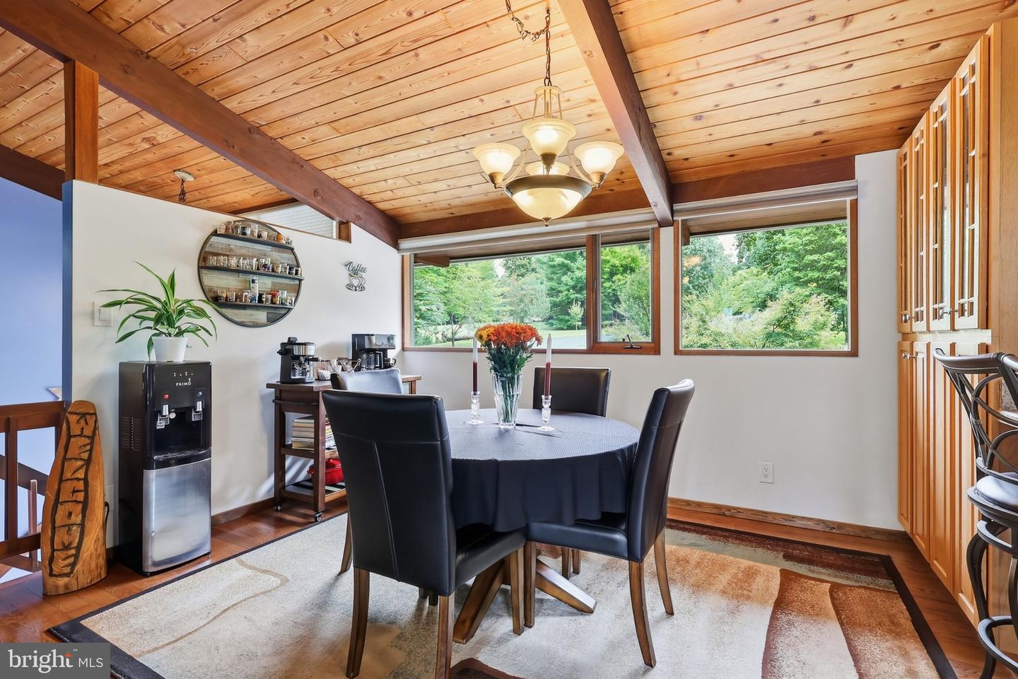 6445 Steeple Chase Ln Property Photo 9