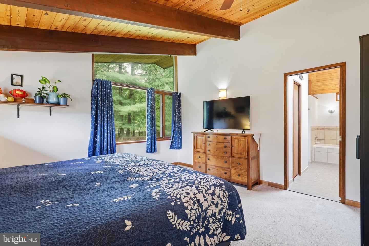 6445 Steeple Chase Ln Property Photo 15