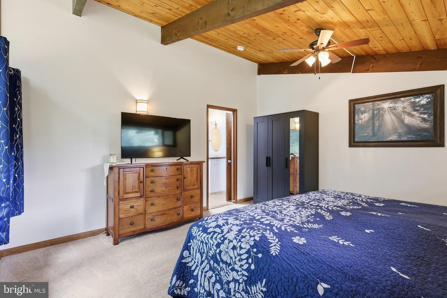 6445 Steeple Chase Ln Property Photo 16