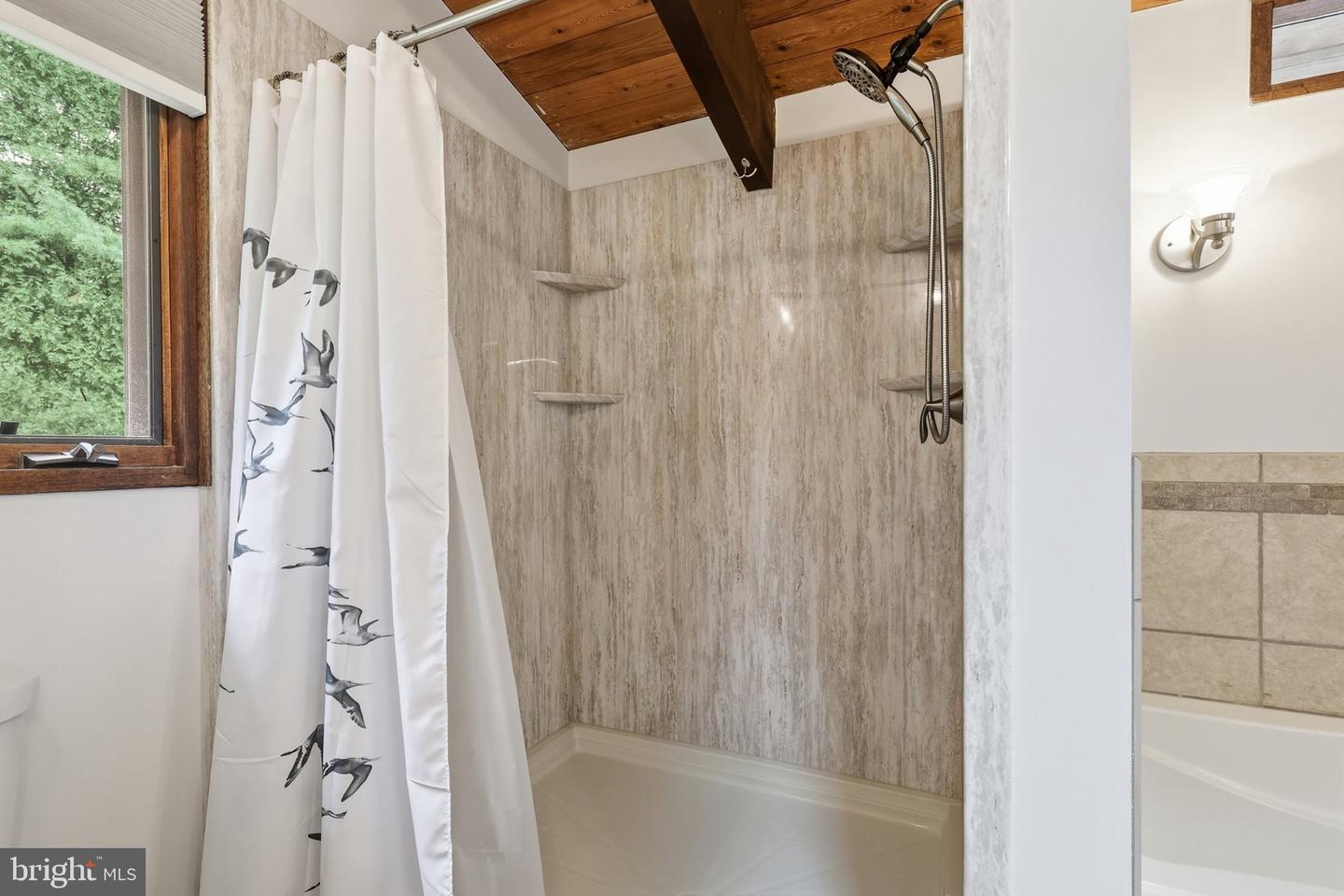 6445 Steeple Chase Ln Property Photo 18