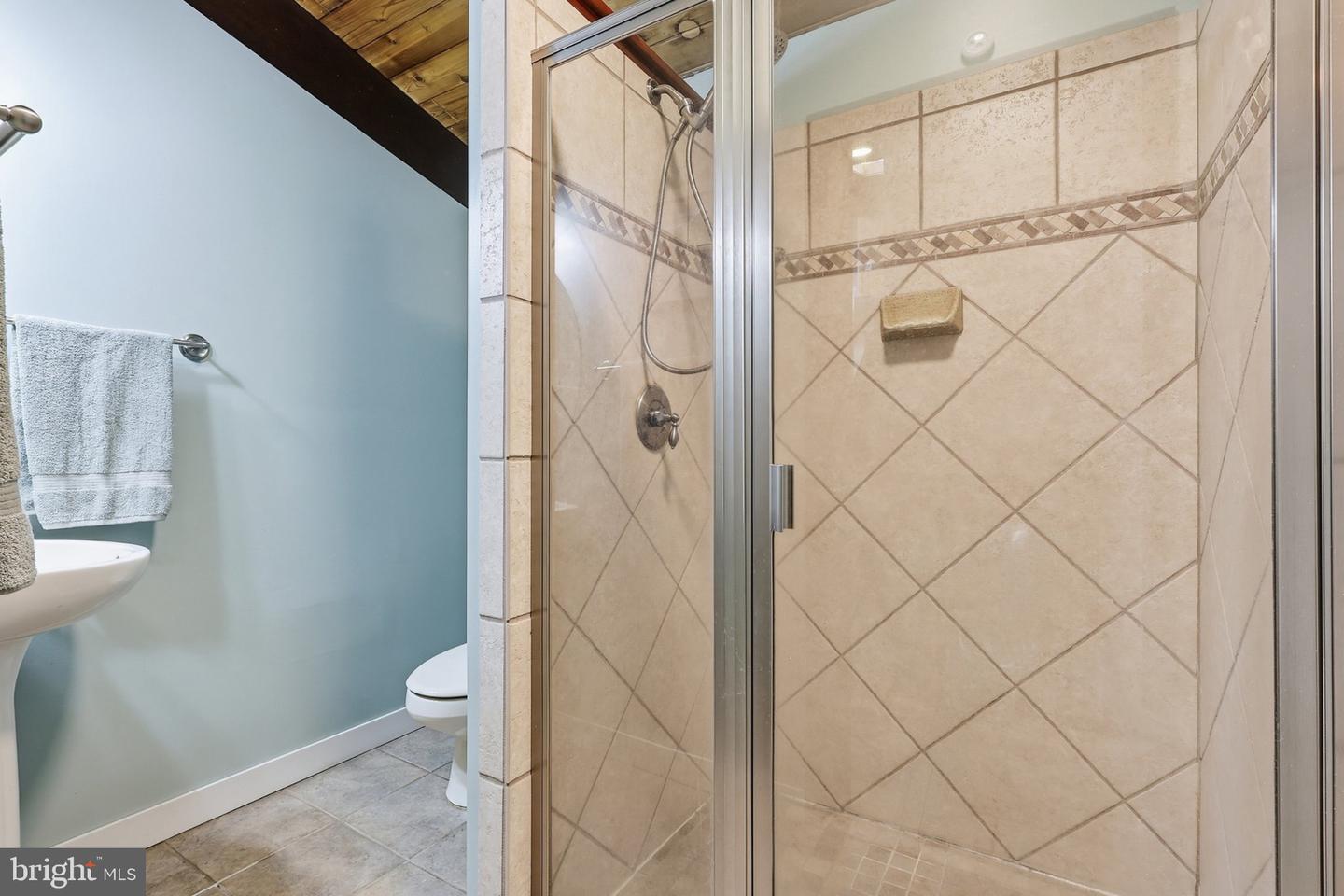 6445 Steeple Chase Ln Property Photo 27