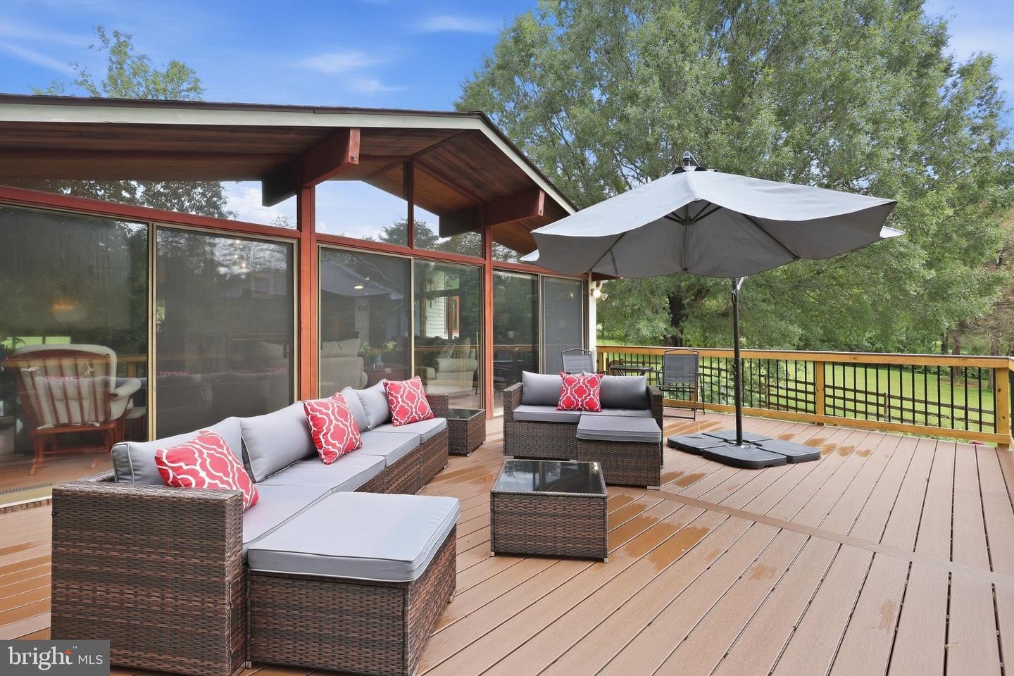 6445 Steeple Chase Ln Property Photo 28