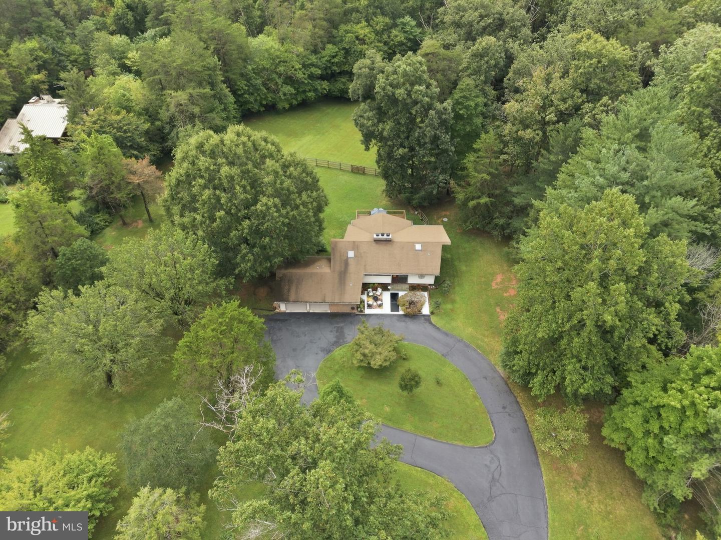 6445 Steeple Chase Ln Property Photo 42