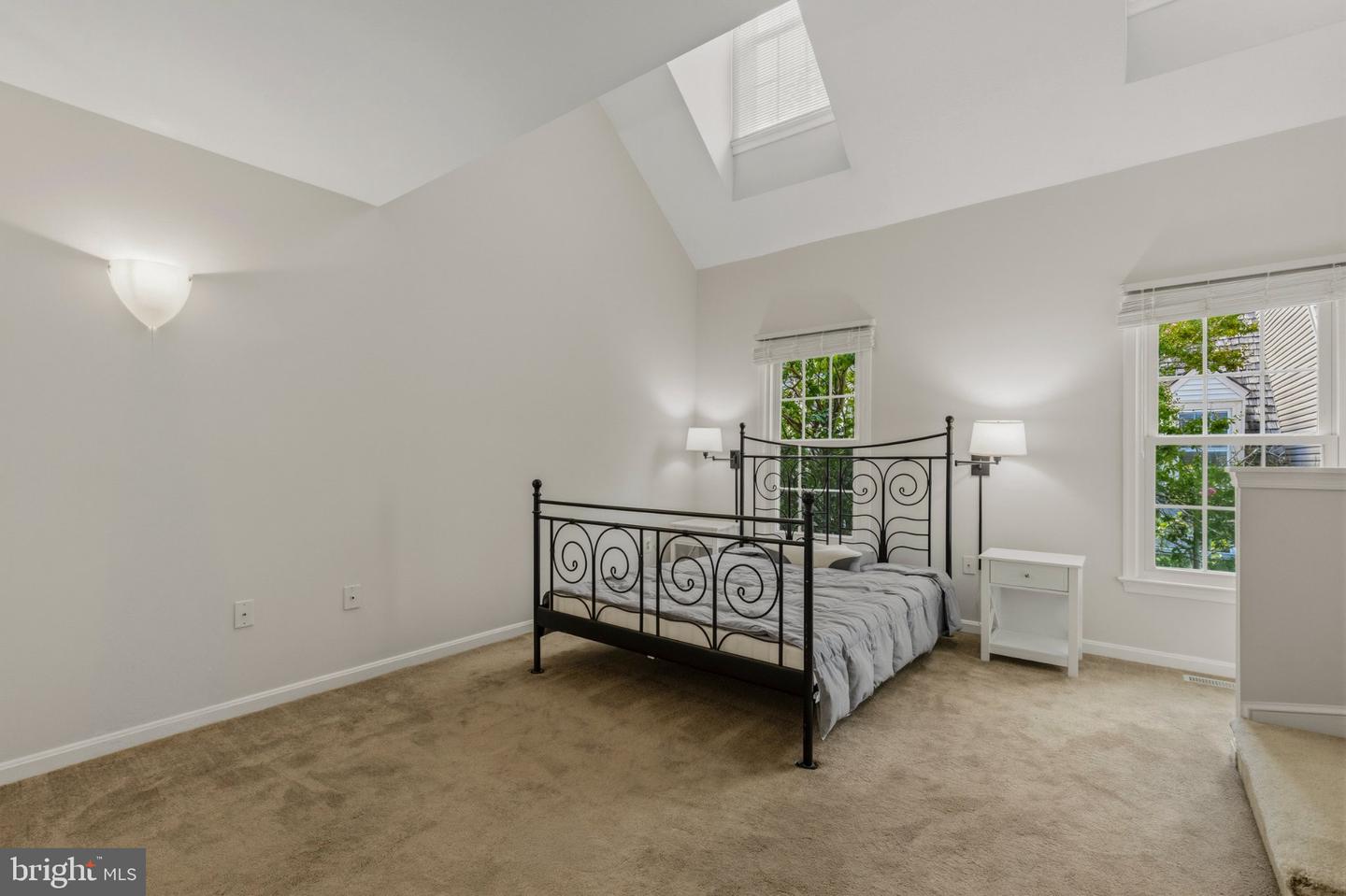 12840 Mill Brook Ct Property Photo 13