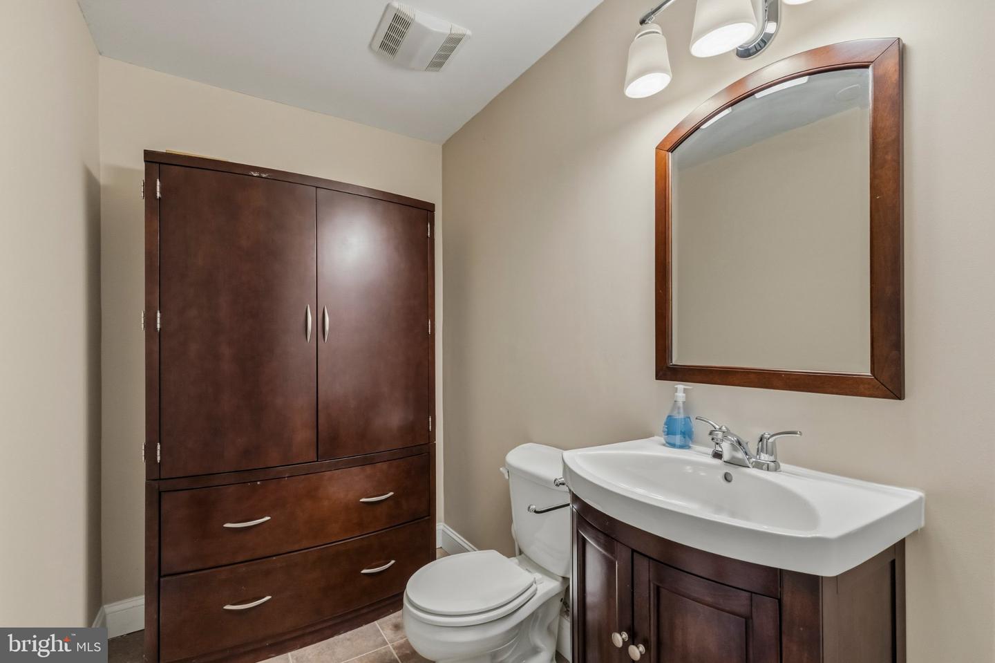 12840 Mill Brook Ct Property Photo 32