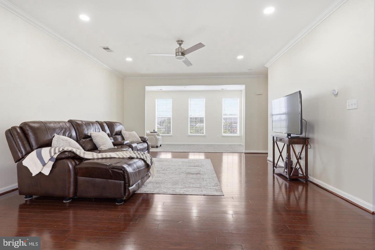 7931 Crescent Park Dr Property Photo 11