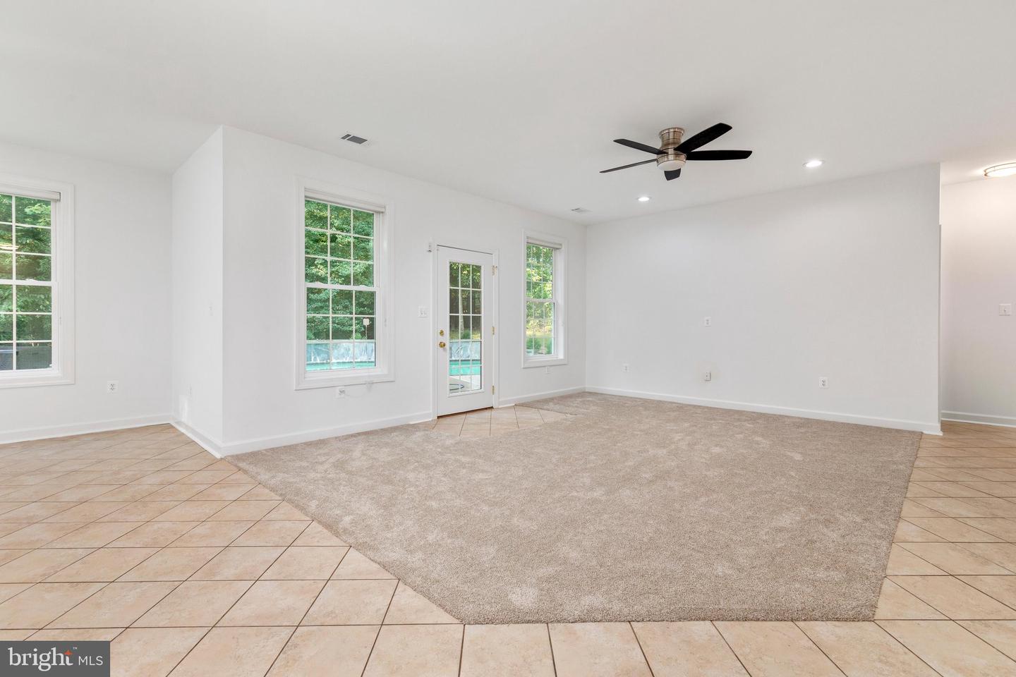 7235 Token Valley Rd Property Photo 5