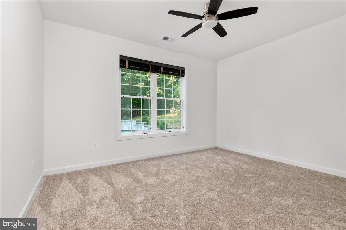7235 Token Valley Rd Property Photo 11