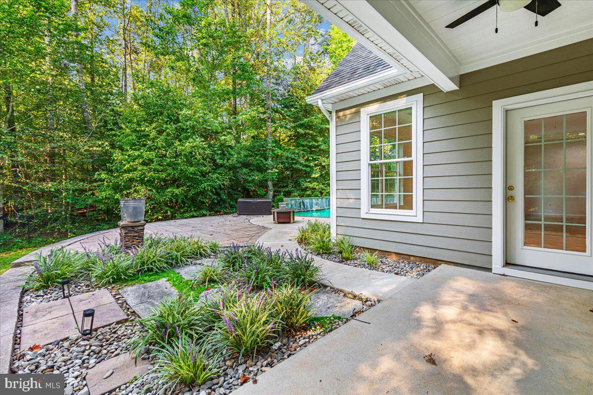 7235 Token Valley Rd Property Photo 19