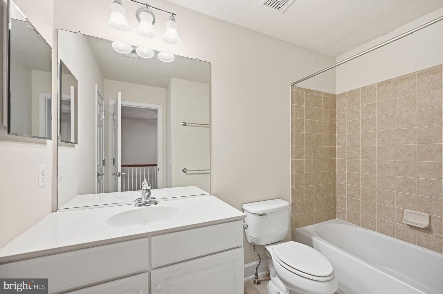 2161 Oberlin Dr Property Photo 40