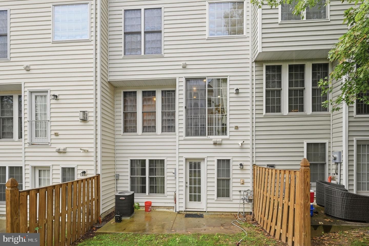 2161 Oberlin Dr Property Photo 56