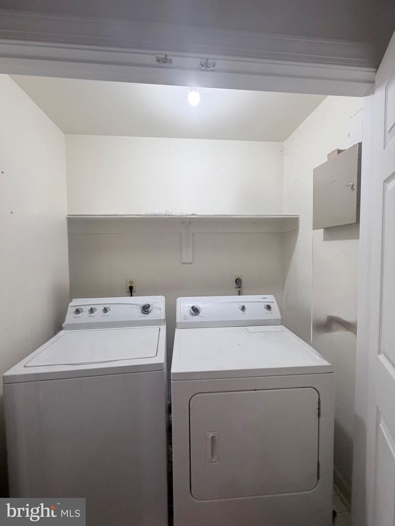 14066 Madrigal Dr Property Photo 6