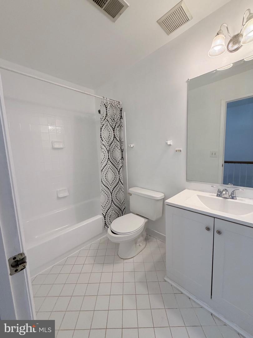 14066 Madrigal Dr Property Photo 11