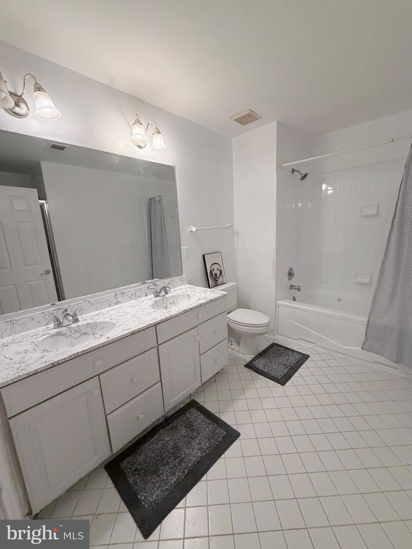 14066 Madrigal Dr Property Photo 13