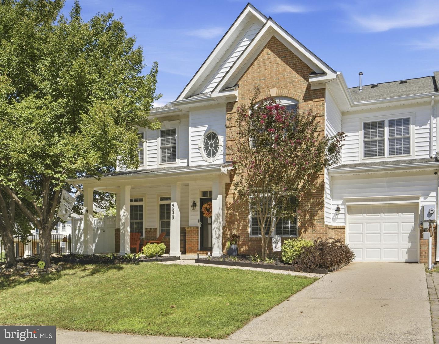 9855 Earls Ferry Cir Property Photo 1