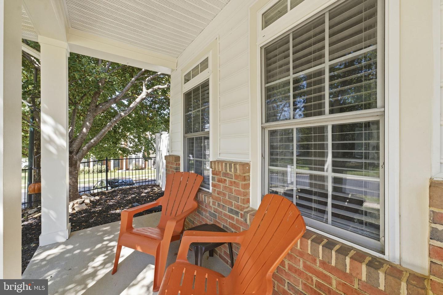 9855 Earls Ferry Cir Property Photo 4