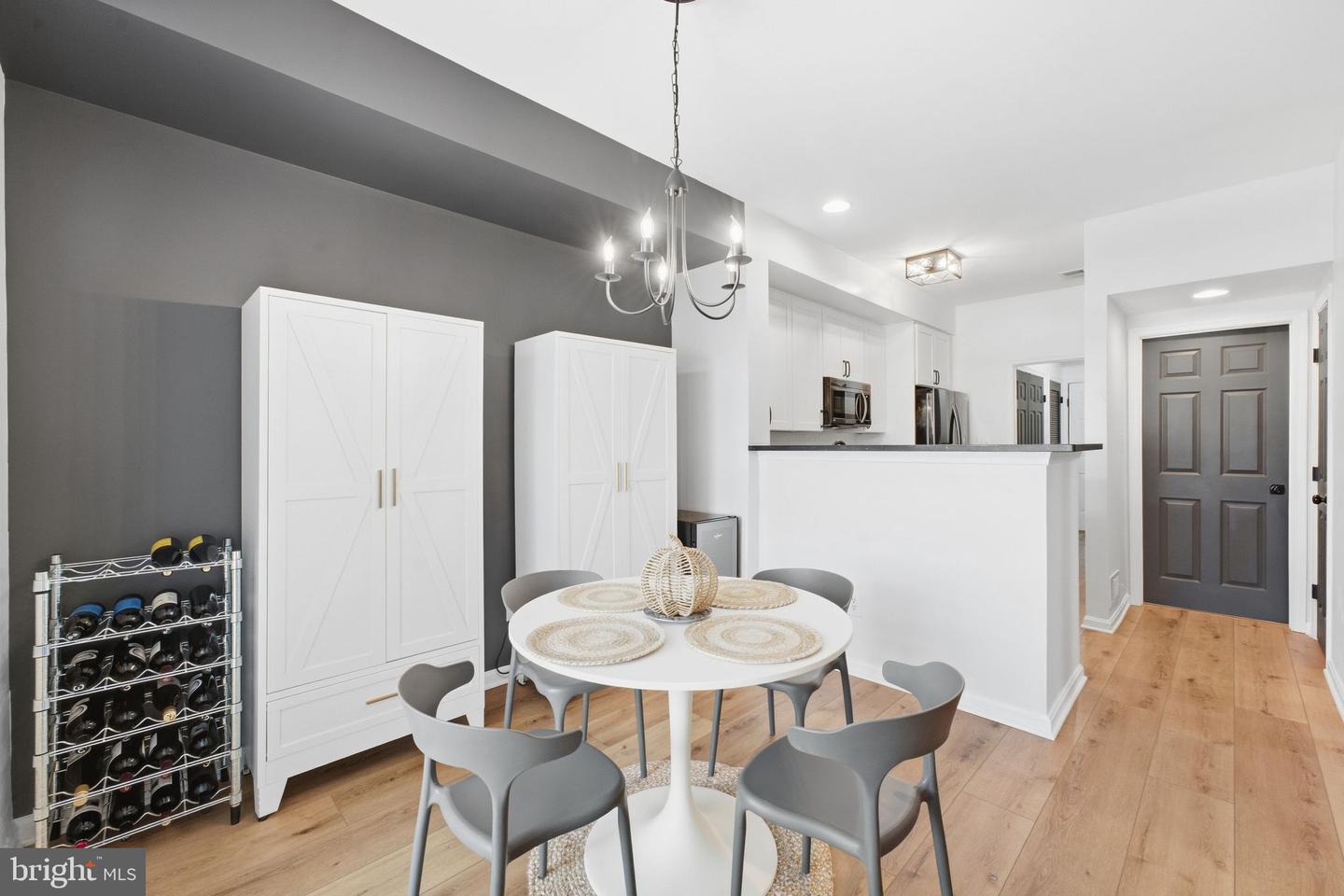 9855 Earls Ferry Cir Property Photo 14