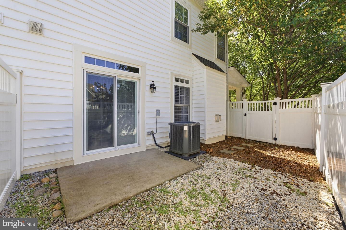 9855 Earls Ferry Cir Property Photo 36
