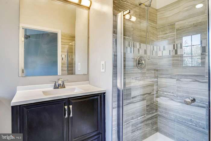 1249 Corbett Pl Property Photo 15