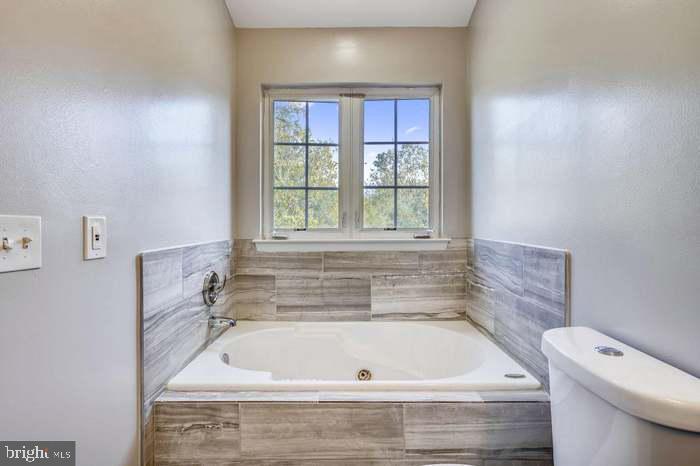 1249 Corbett Pl Property Photo 16