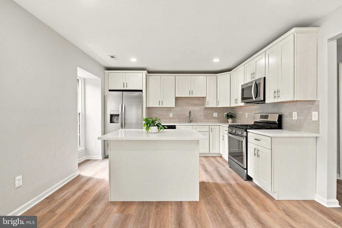 6073 Trident Ln Property Photo 14