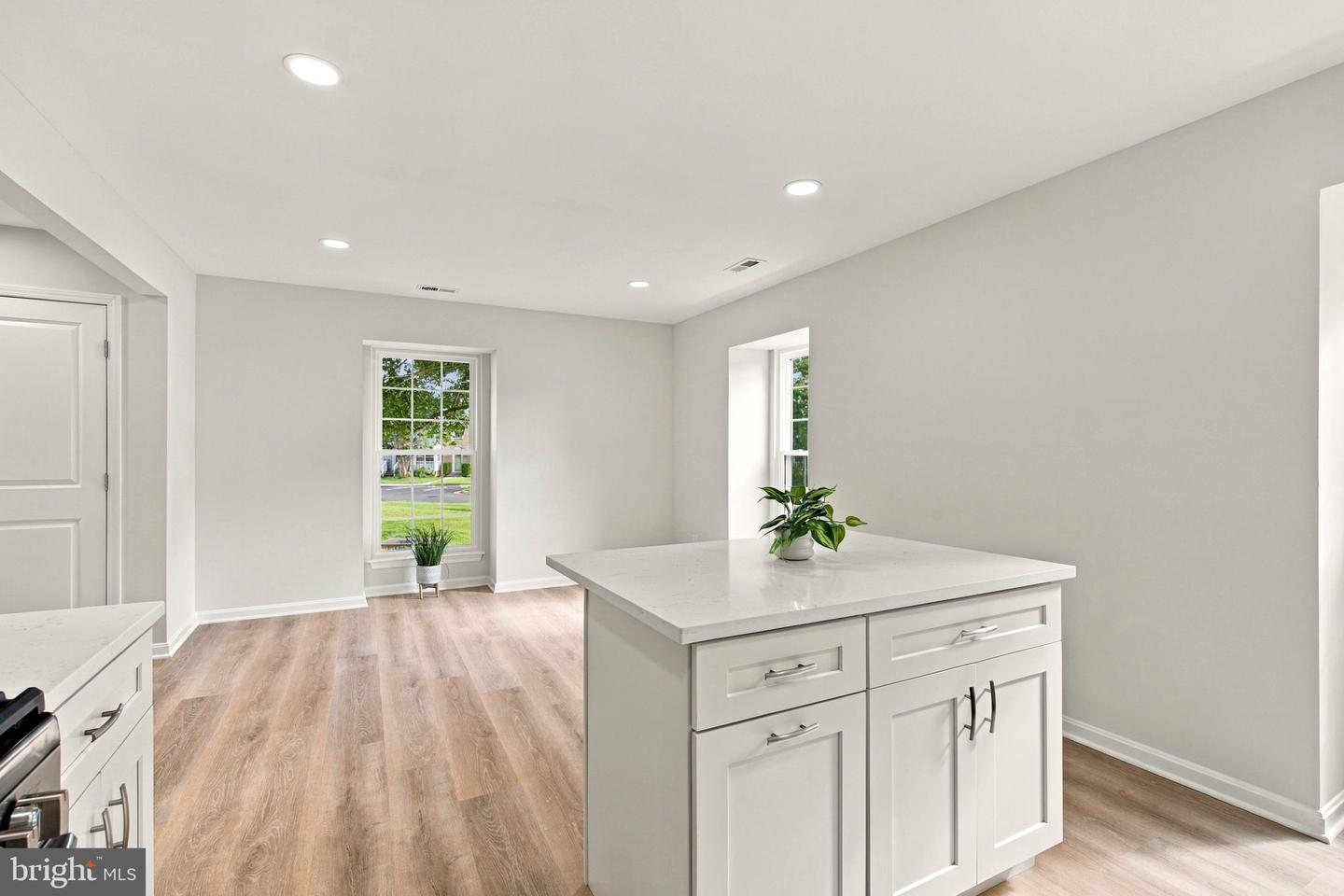 6073 Trident Ln Property Photo 17