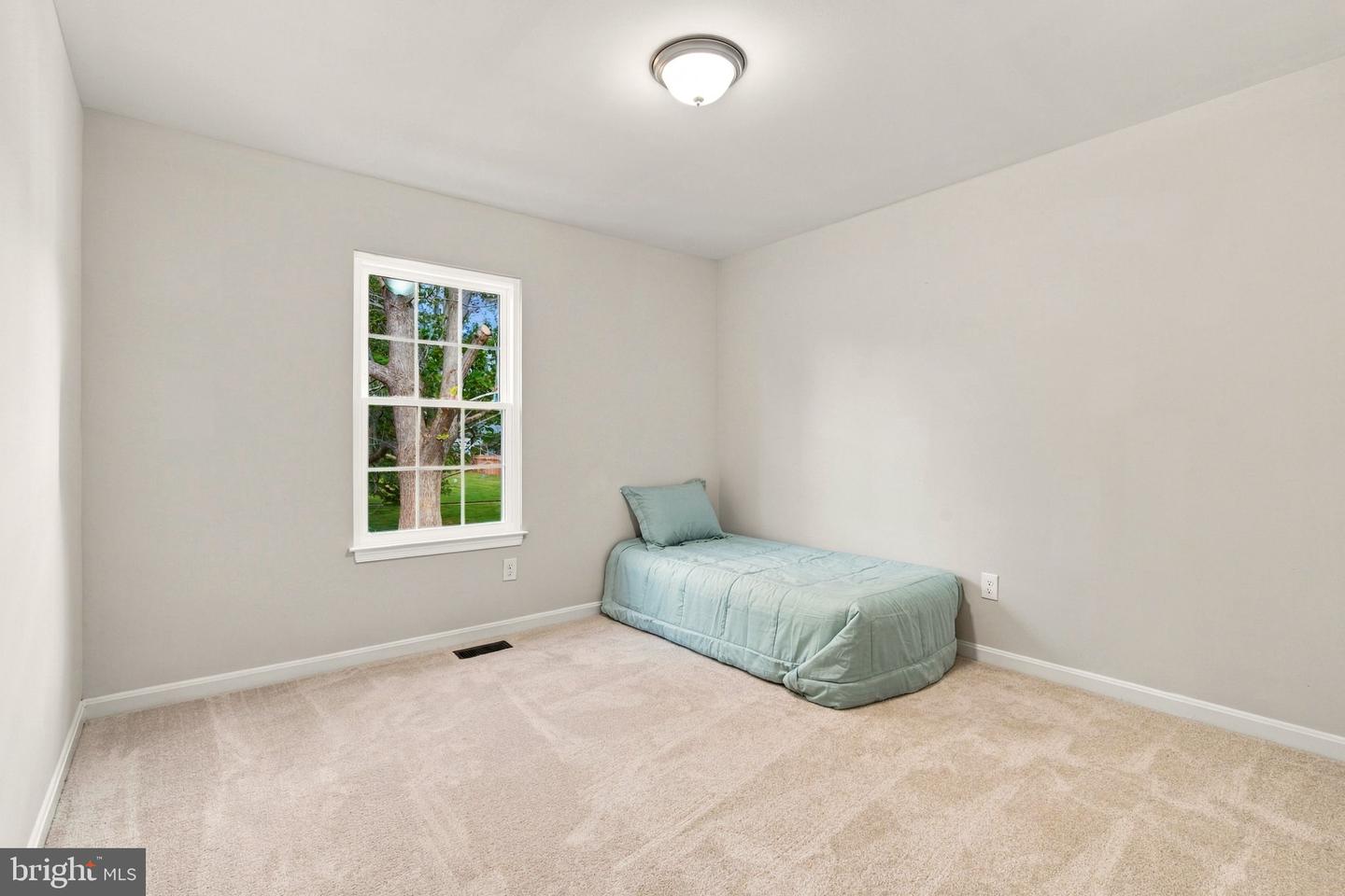 6073 Trident Ln Property Photo 23